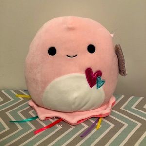 BNWT 8” Jayda the Jellyfish Squishmallow V-Day